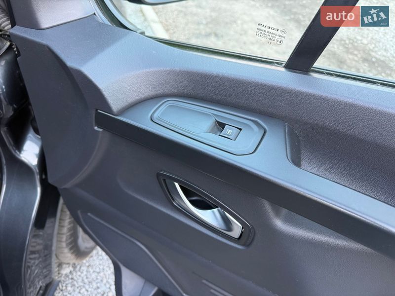 Вантажний фургон Renault Trafic 2022 в Рівному