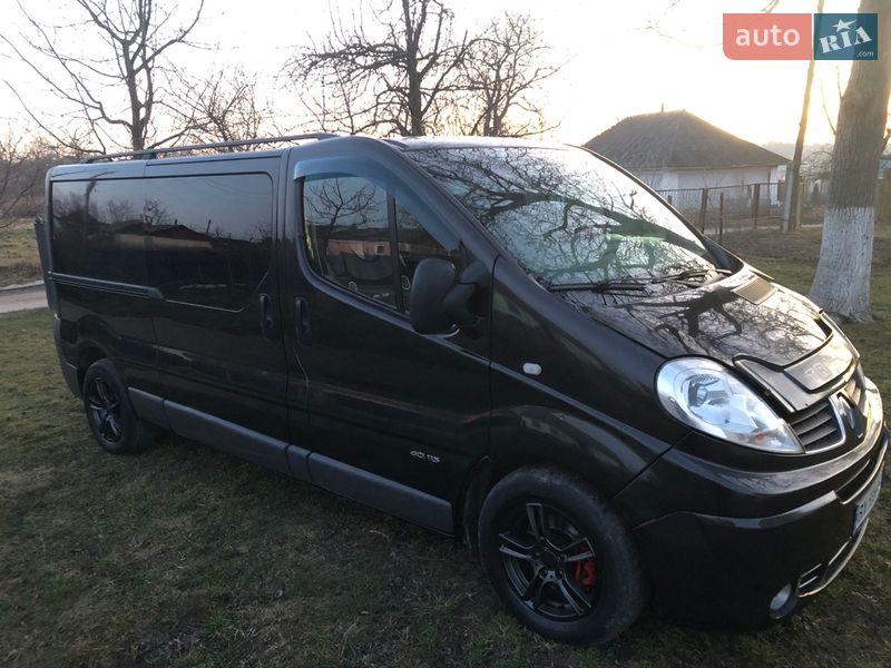 Грузопассажирский фургон Renault Trafic 2012 в Красилове
