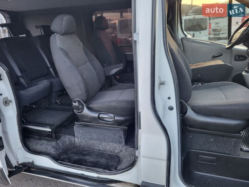 Мінівен Renault Trafic 2004 в Хмельницькому