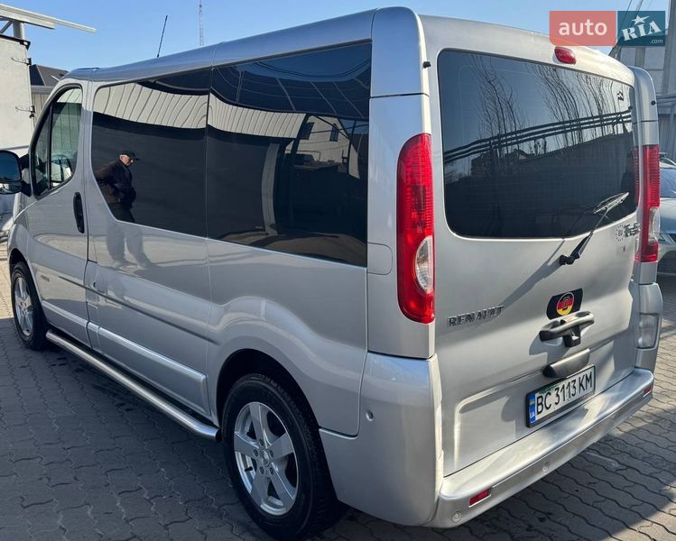 Минивэн Renault Trafic 2013 в Киеве