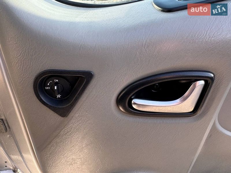 Минивэн Renault Trafic 2013 в Киеве