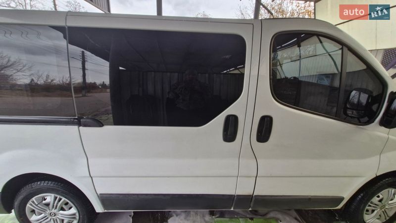 2006 Renault Trafic, VIN VF1FLAMA67V281946:plate — фото 1 (autoria)