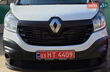 Вантажний фургон Renault Trafic 2014 в Чернівцях