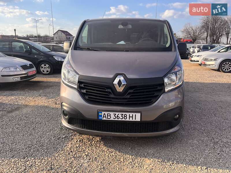 Мінівен Renault Trafic 2017 в Вінниці