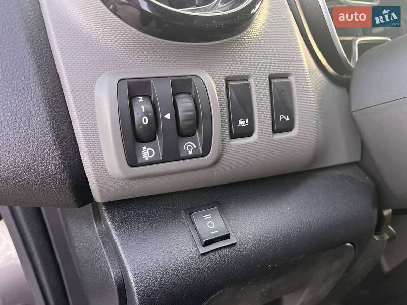 Мінівен Renault Trafic 2017 в Вінниці