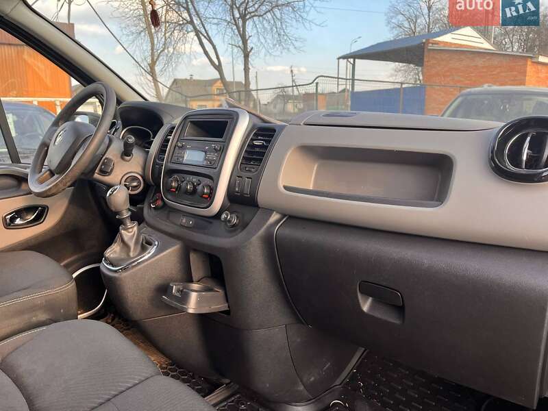 Мінівен Renault Trafic 2017 в Вінниці
