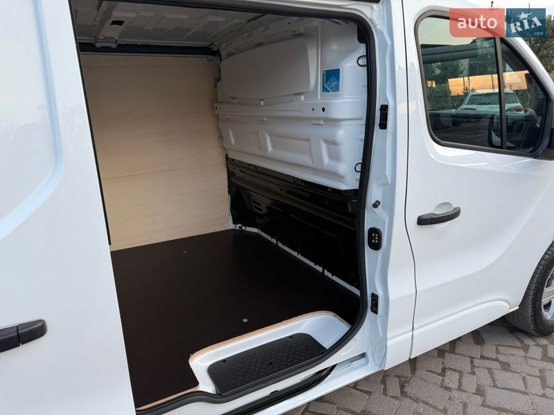 Грузовой фургон Renault Trafic 2025 в Дубно