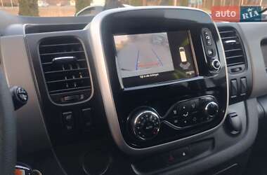 Вантажопасажирський фургон Renault Trafic 2017 в Дубні