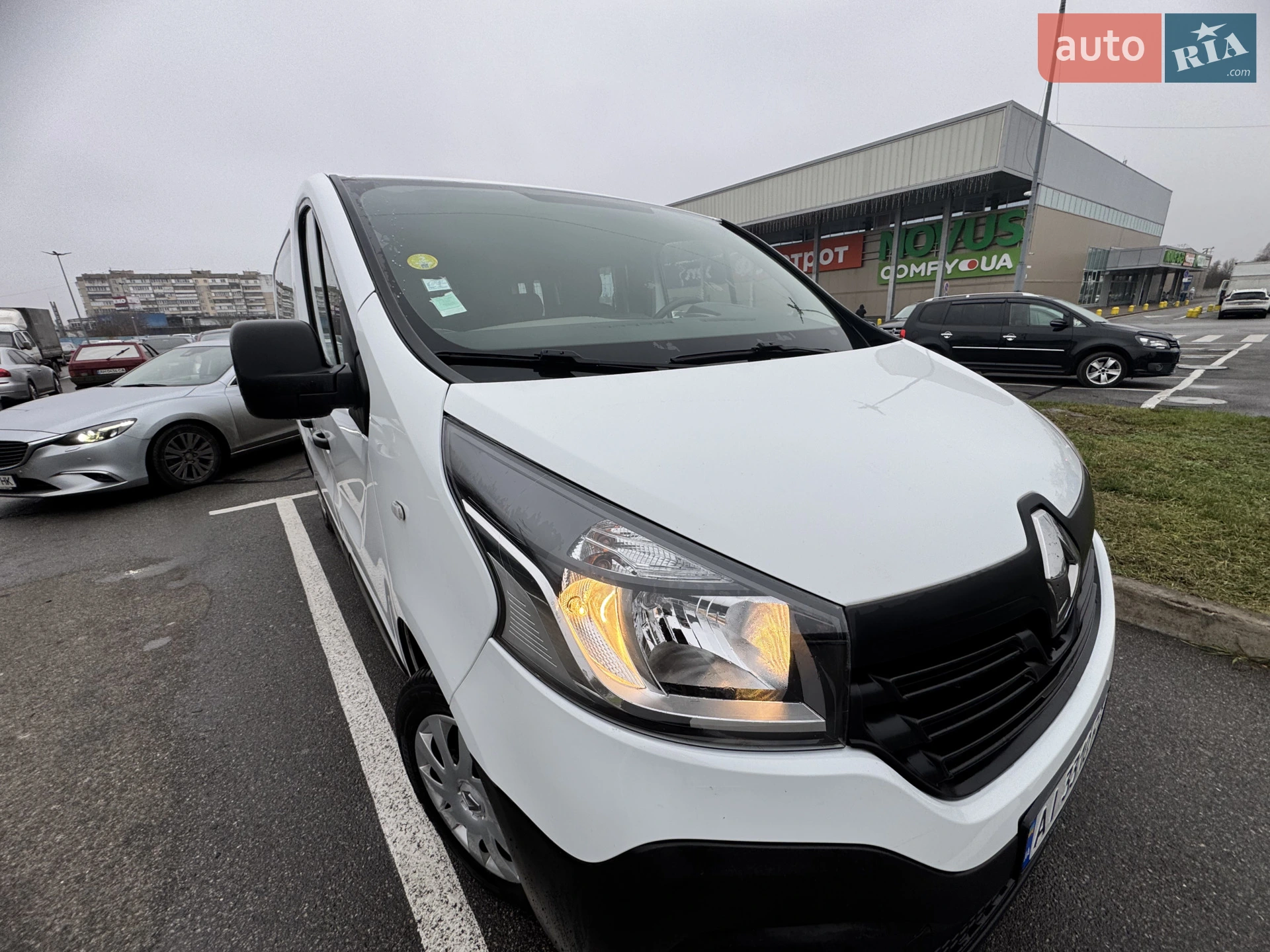 2018 Renault Trafic - мініатюра 18