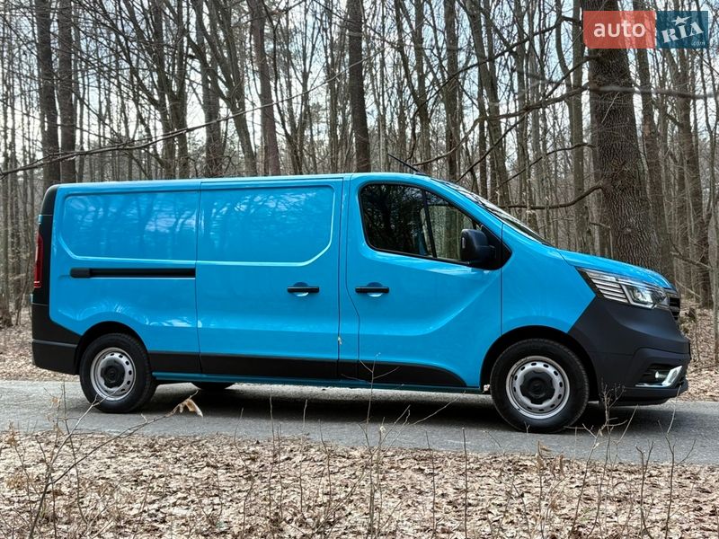 Грузовой фургон Renault Trafic 2022 в Киеве