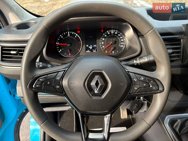 Грузовой фургон Renault Trafic 2022 в Киеве