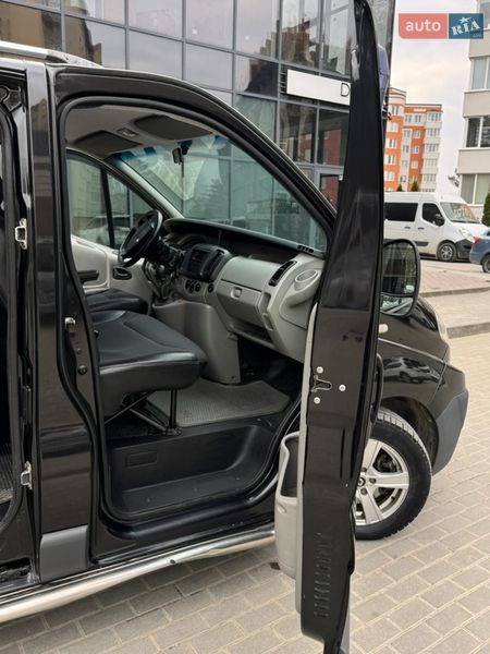 Минивэн Renault Trafic 2008 в Новояворовске