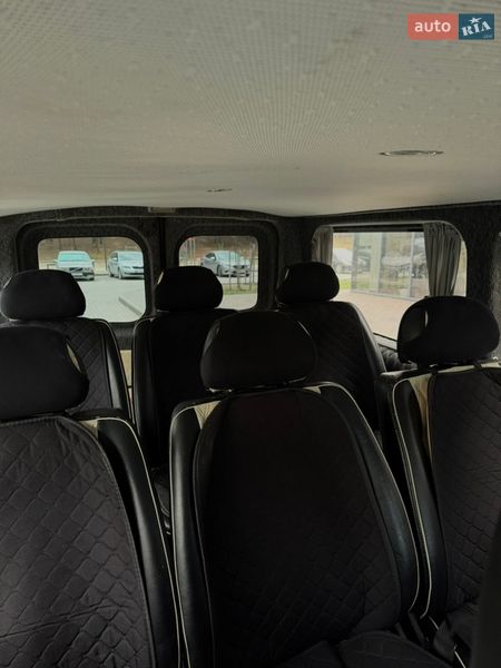 Минивэн Renault Trafic 2008 в Новояворовске