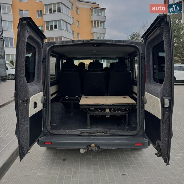 Минивэн Renault Trafic 2008 в Новояворовске