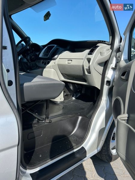 Минивэн Renault Trafic 2011 в Коломые фото 63 Минивэн Renault Trafic 2011 в Коломые