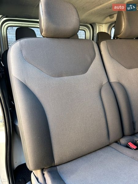 Минивэн Renault Trafic 2011 в Коломые фото 95 Минивэн Renault Trafic 2011 в Коломые