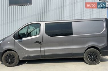 Минивэн Renault Trafic 2015 в Дубно