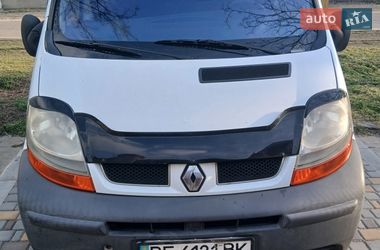 Грузовой фургон Renault Trafic 2004 в Николаеве