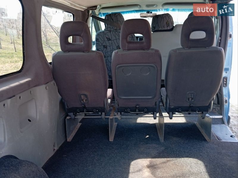 Минивэн Renault Trafic 2006 в Бочковцах фото 12 Минивэн Renault Trafic 2006 в Бочковцах