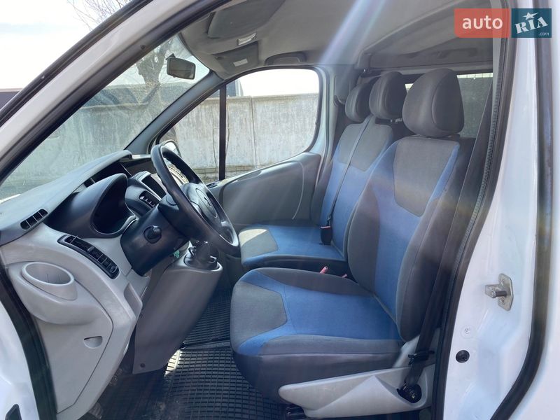 Минивэн Renault Trafic 2012 в Луцке фото 13 Минивэн Renault Trafic 2012 в Луцке