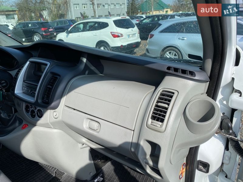 Минивэн Renault Trafic 2012 в Луцке фото 17 Минивэн Renault Trafic 2012 в Луцке