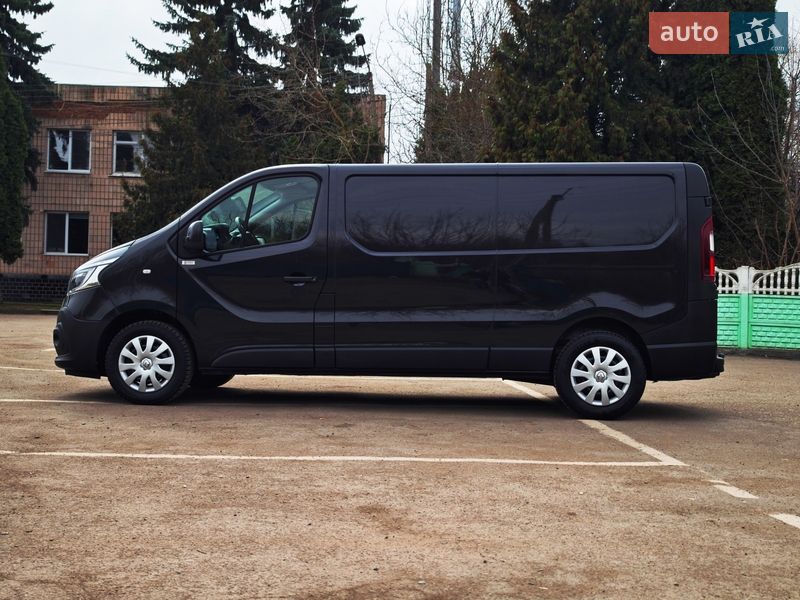 Вантажний фургон Renault Trafic 2020 в Дубні