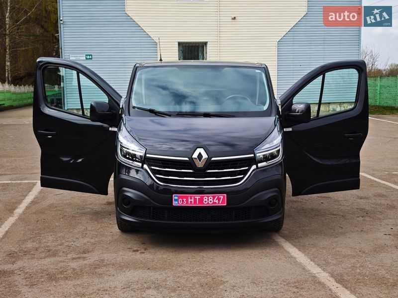 Вантажний фургон Renault Trafic 2020 в Дубні