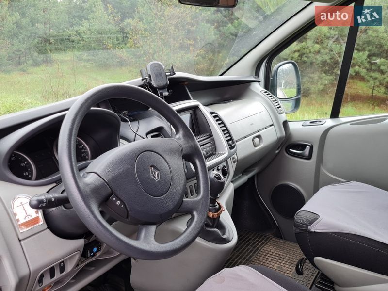 Минивэн Renault Trafic 2012 в Киеве фото 7 Минивэн Renault Trafic 2012 в Киеве