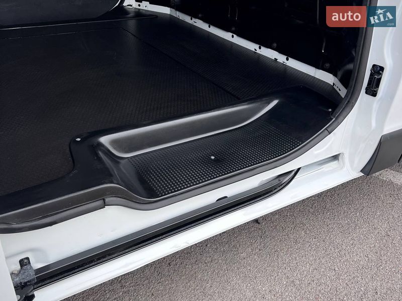 Грузовой фургон Renault Trafic 2021 в Киеве