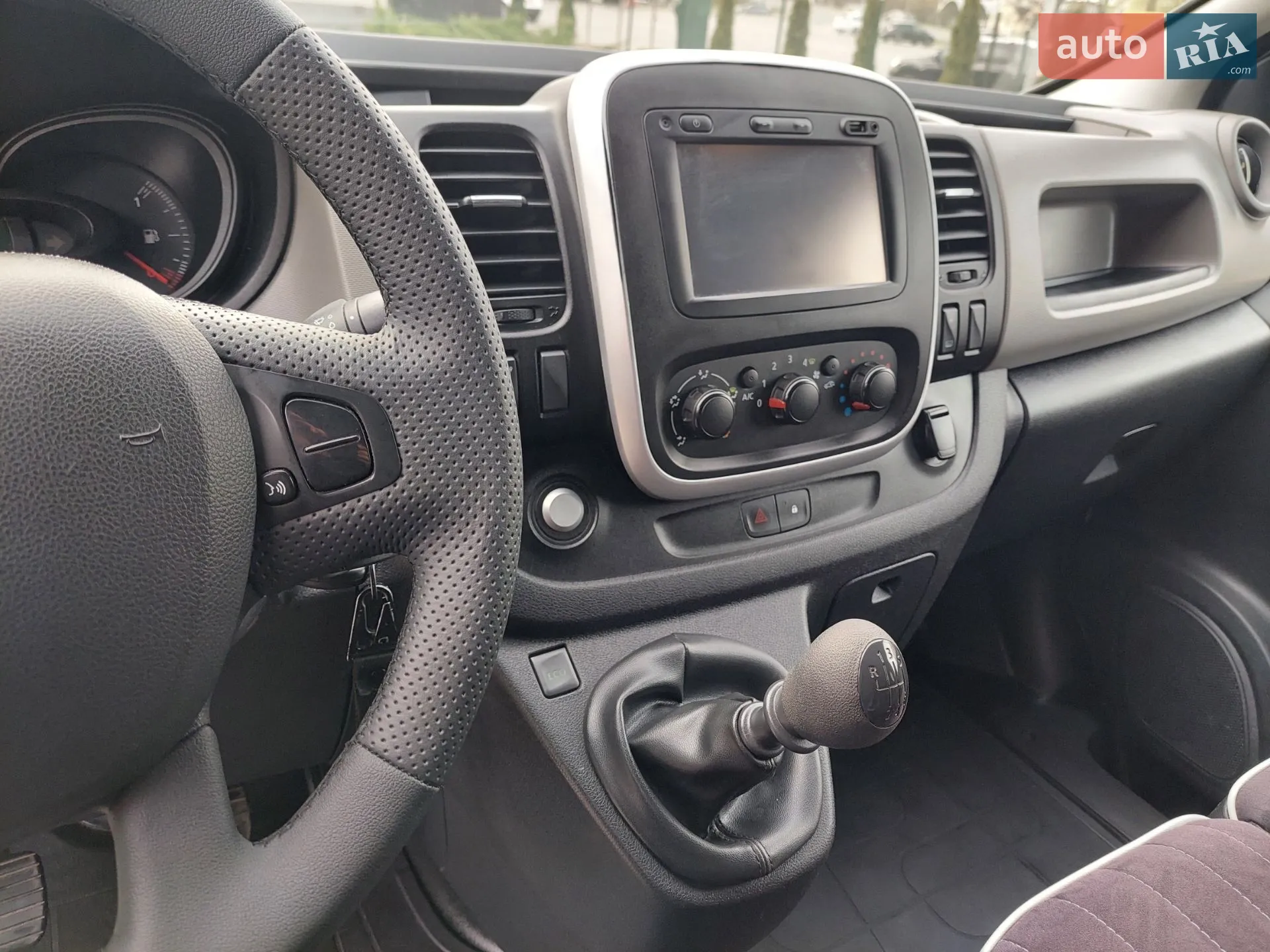 2018 Renault Trafic - мініатюра 16