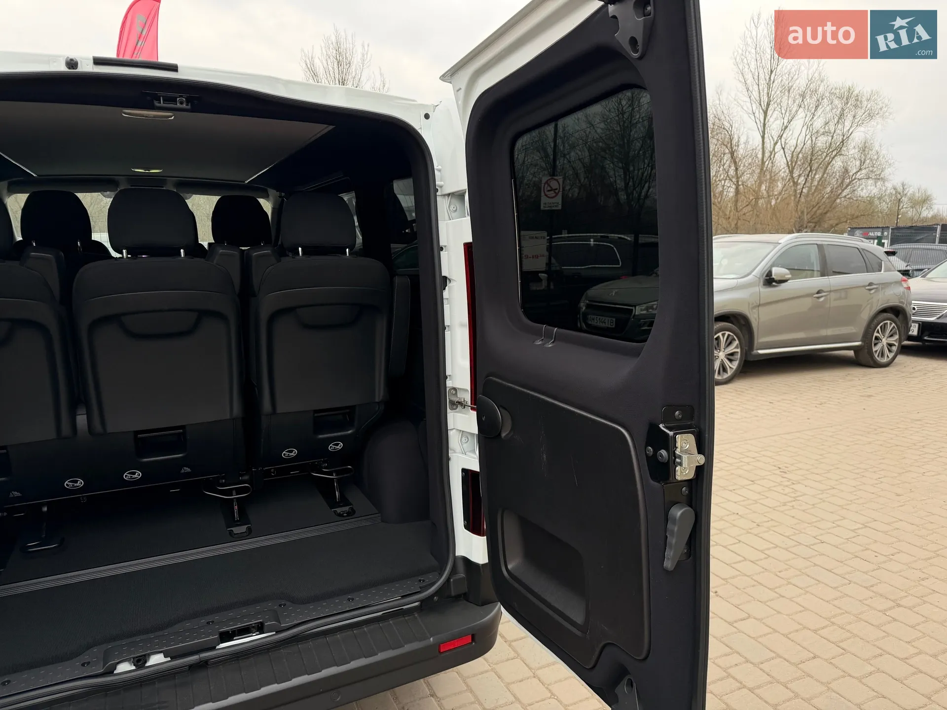 2022 Renault Trafic - мініатюра 28