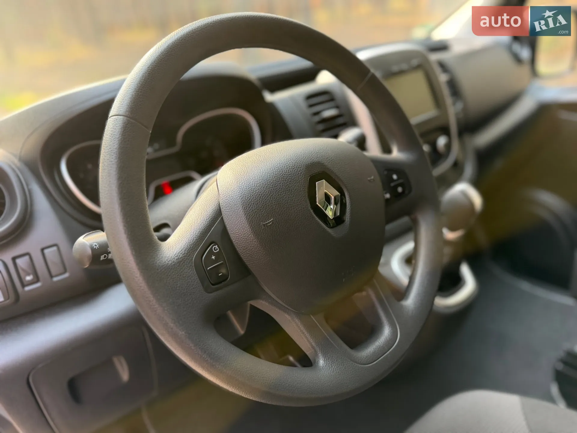 2021 Renault Trafic - мініатюра 39