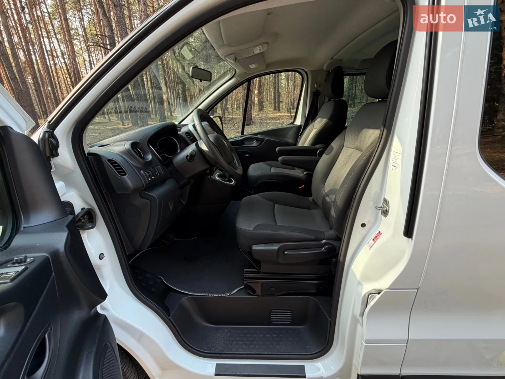 2021 Renault Trafic - мініатюра 41