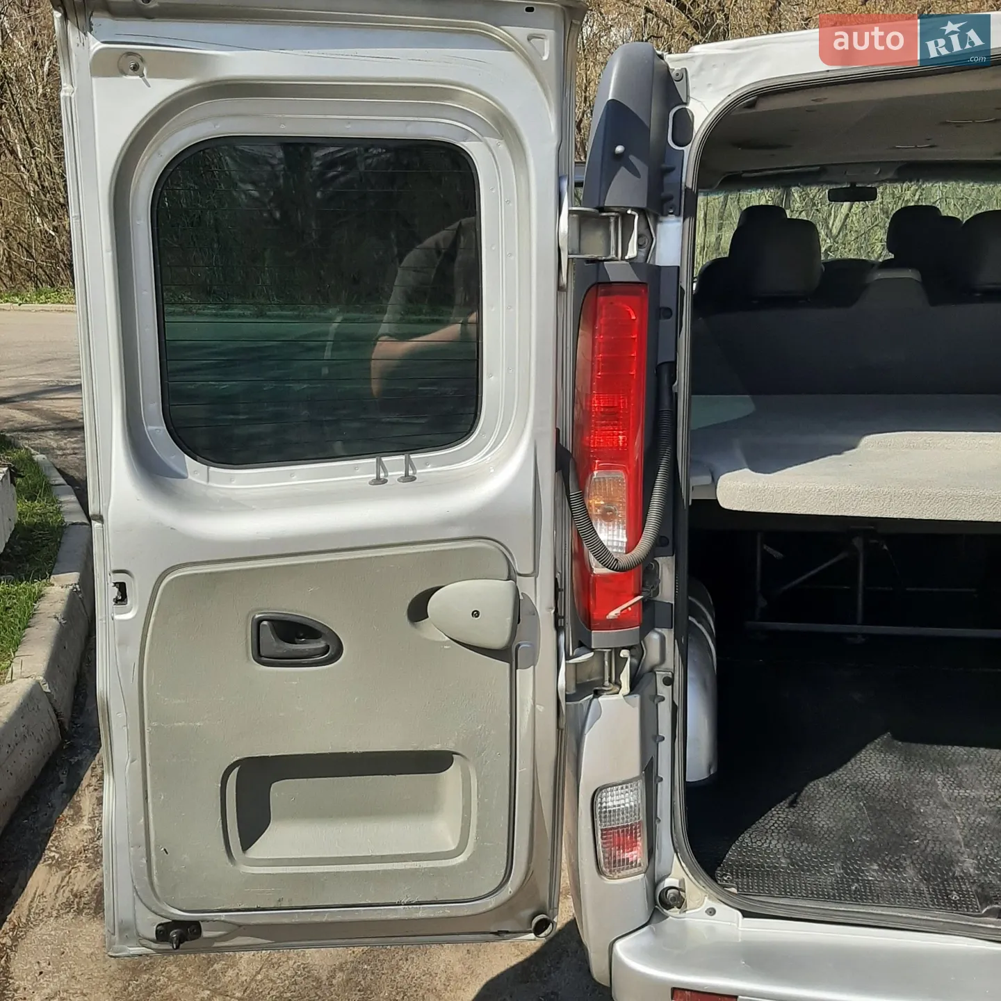 2010 Renault Trafic - мініатюра 29