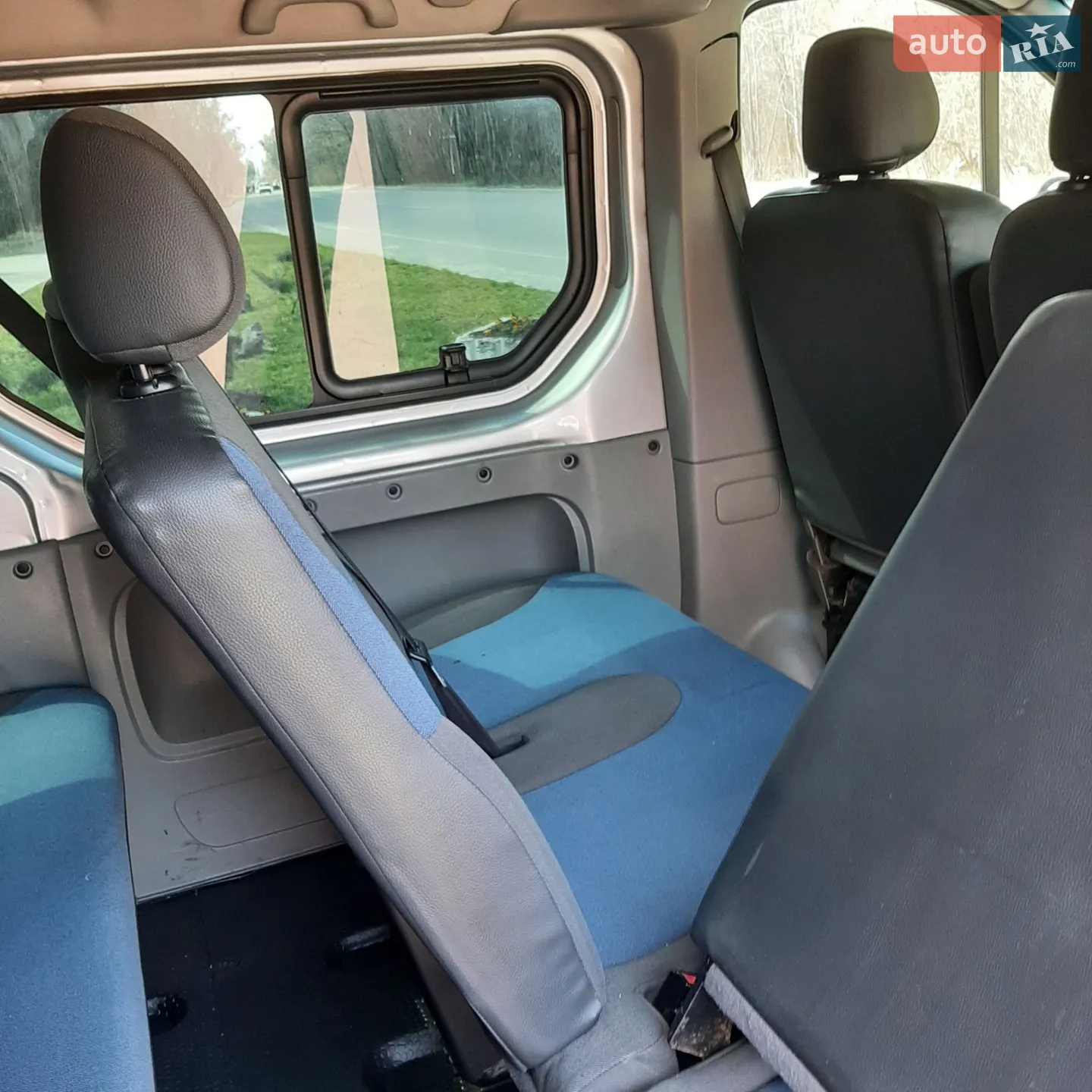 2010 Renault Trafic - мініатюра 51