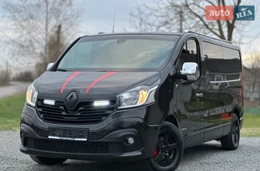 Минивэн Renault Trafic 2016 в Млинове
