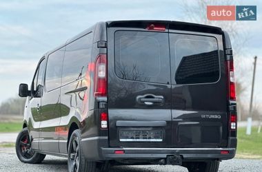Минивэн Renault Trafic 2016 в Млинове