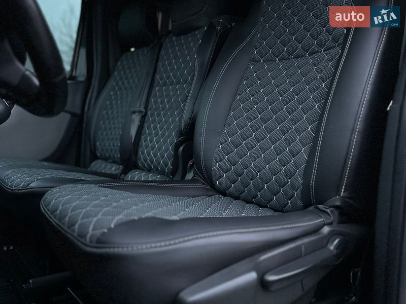 Минивэн Renault Trafic 2016 в Млинове