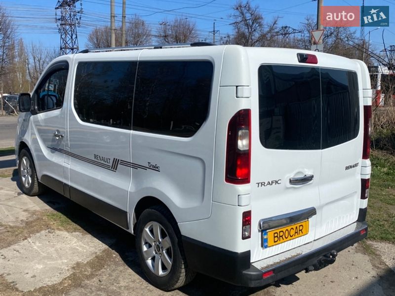 Минивэн Renault Trafic 2015 в Луцке