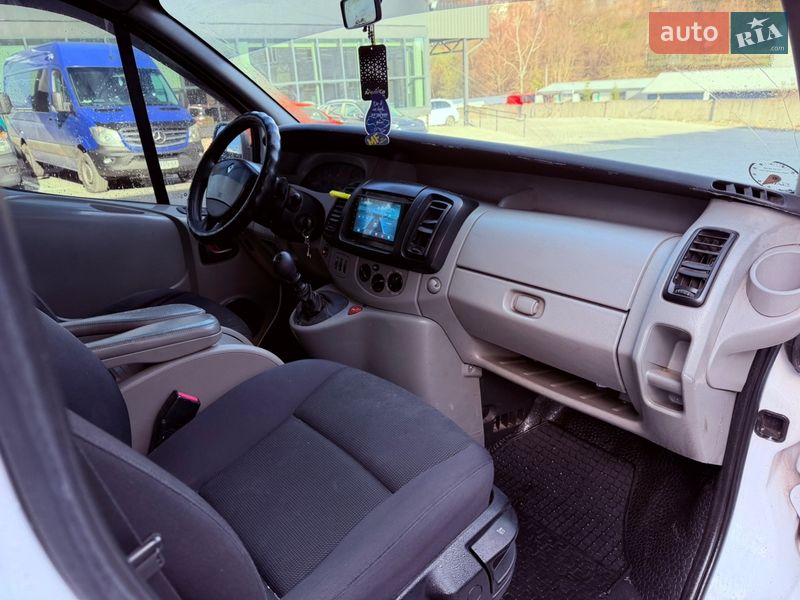 Мінівен Renault Trafic 2007 в Тернополі