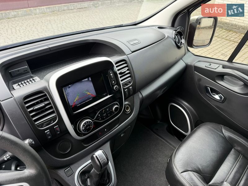 Вантажопасажирський фургон Renault Trafic 2019 в Києві фото 98 Вантажопасажирський фургон Renault Trafic 2019 в Києві
