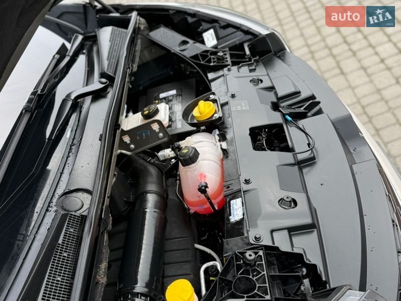 Вантажопасажирський фургон Renault Trafic 2019 в Києві фото 116 Вантажопасажирський фургон Renault Trafic 2019 в Києві