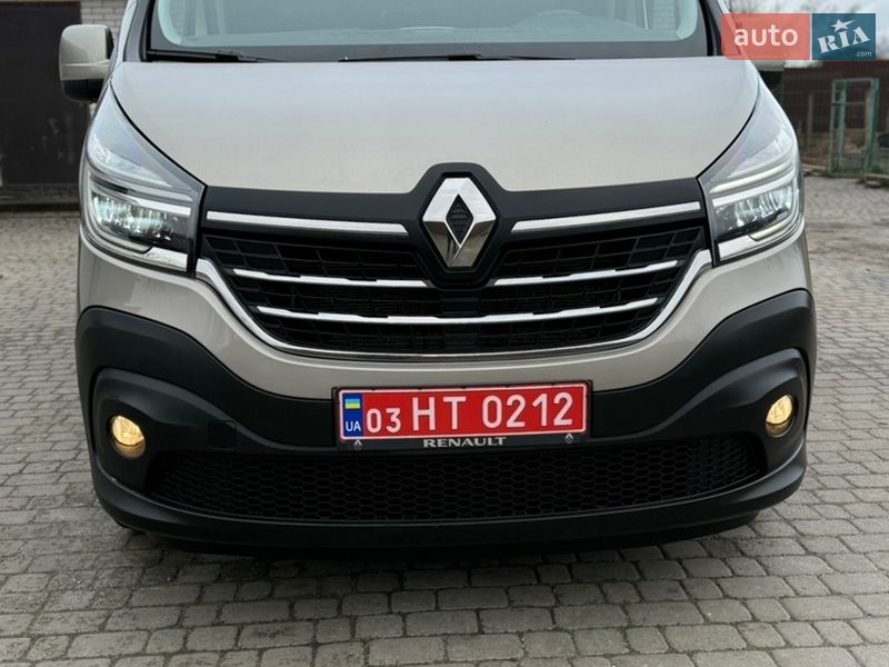 Вантажопасажирський фургон Renault Trafic 2019 в Києві фото 127 Вантажопасажирський фургон Renault Trafic 2019 в Києві
