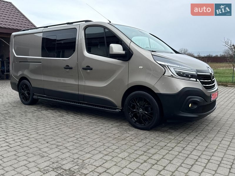 Вантажопасажирський фургон Renault Trafic 2019 в Києві фото 148 Вантажопасажирський фургон Renault Trafic 2019 в Києві