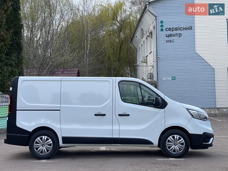 Грузовой фургон Renault Trafic 2023 в Дубно