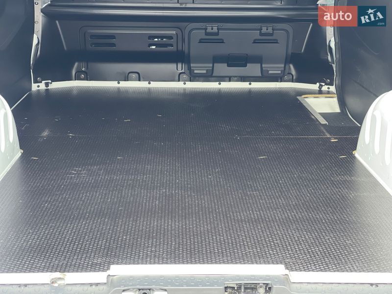 Грузовой фургон Renault Trafic 2023 в Дубно