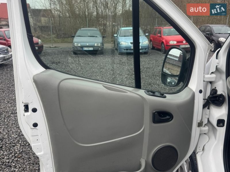 Минивэн Renault Trafic 2007 в Хмельницком фото 21 Минивэн Renault Trafic 2007 в Хмельницком