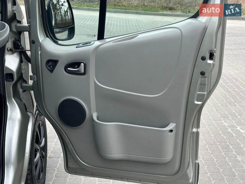 Мінівен Renault Trafic 2012 в Бродах фото 46 Мінівен Renault Trafic 2012 в Бродах