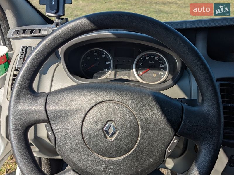 Вантажний фургон Renault Trafic 2011 в Києві фото 22 Вантажний фургон Renault Trafic 2011 в Києві