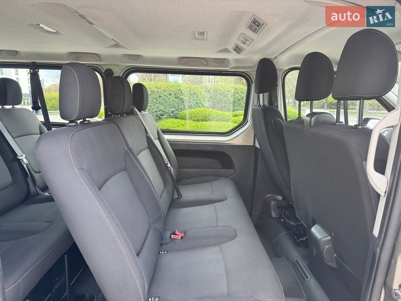 Мінівен Renault Trafic 2017 в Луцьку фото 43 Мінівен Renault Trafic 2017 в Луцьку